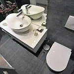 ゲストハウス アパートメンツ＆ルームズ ラベンデュラ エクスクルーシブ