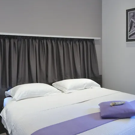 & Lavandula Exclusive Vendégház Zára