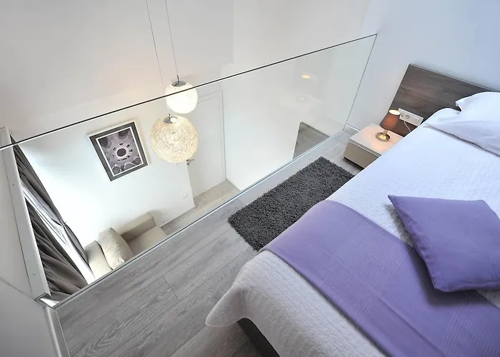 & Lavandula Exclusive Zára