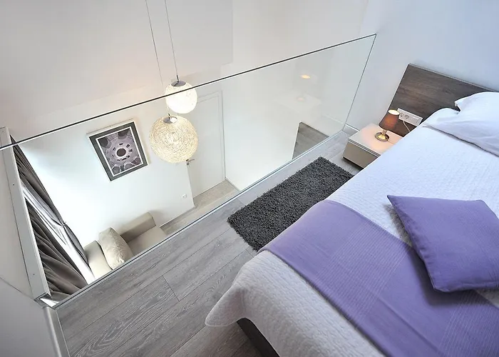 Vendégház & Lavandula Exclusive Zára