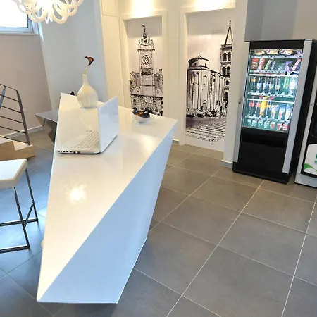 薰衣草专属公寓和客房旅馆 4*