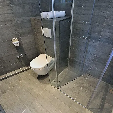 アパートメンツ＆ルームズ ラベンデュラ エクスクルーシブ 4* ザダル