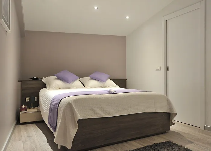 & Lavandula Exclusive Guest house